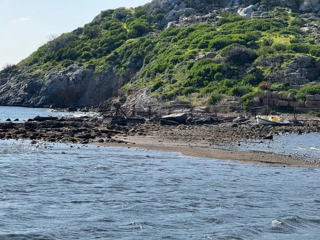 Ancient King’s Road Re-Emerges in Bodrum as Sea Recedes