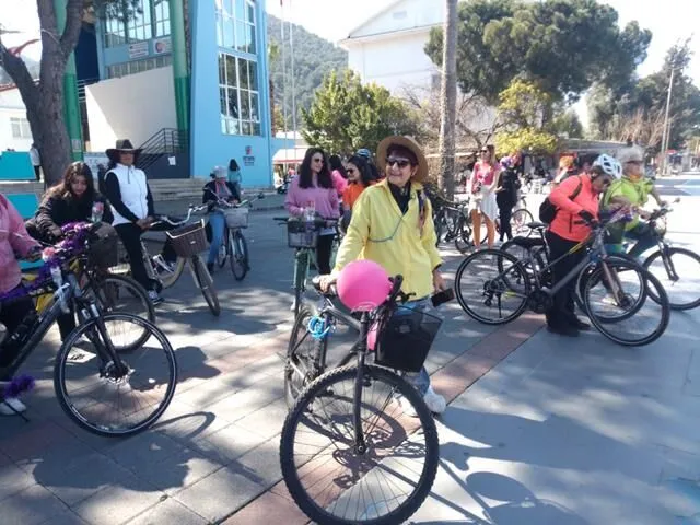 Women in Fethiye Celebrate International Women’s Day with Bicycle Tour