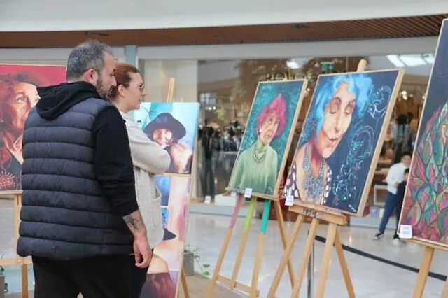 “On the Trail of Women” Painting Exhibition Opened at Erasta AVM