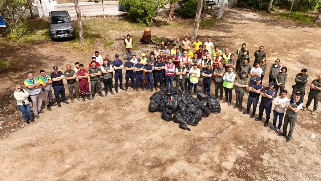 Marmaris Fills Trailer with Rubbish in One Hour During ‘The Forest is Mine’ Campaign