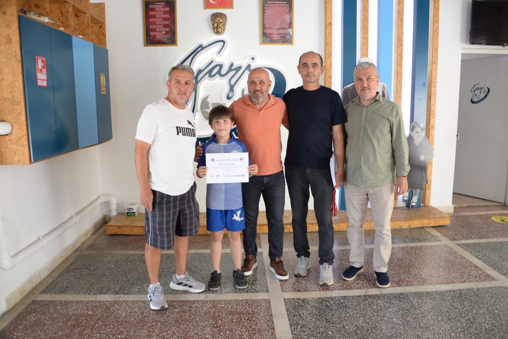 Fethiyespor Presents Plaques and Participation Certificates to Schools Following Youth Tournament
