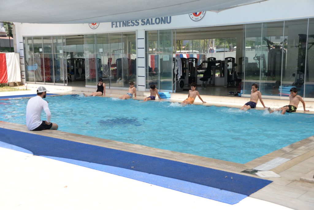 Swimming Courses Now Underway at Fethiyespor