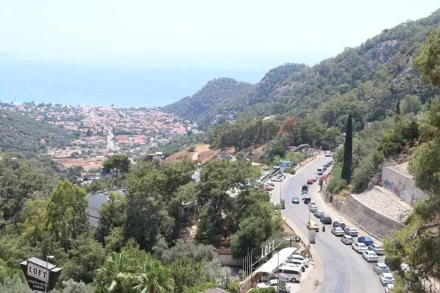 President Taşar Urges Caution Against Pirate Taxis, Calls for Improvements in Fethiye Transport