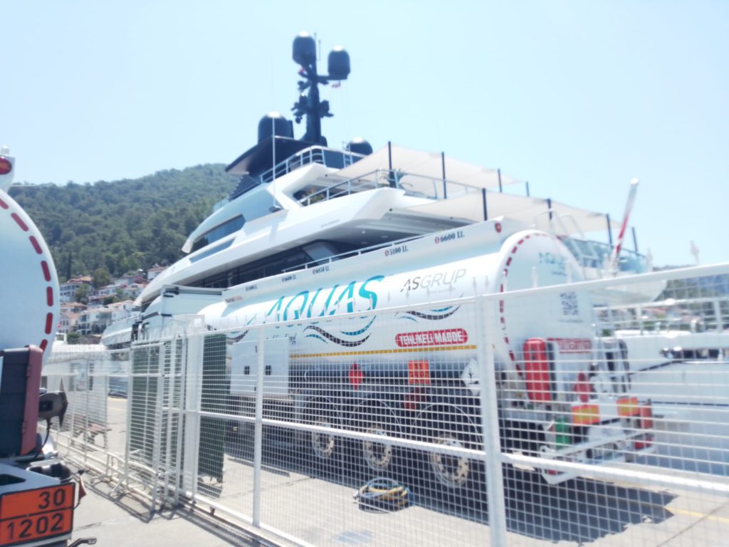 Bulgarian Billionaire’s $35 Million Yacht Refueled in Fethiye