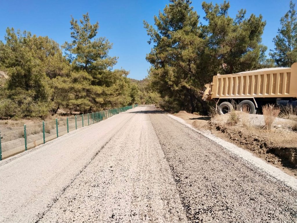 Road Improvement Works Continue in Karagedik Neighborhood