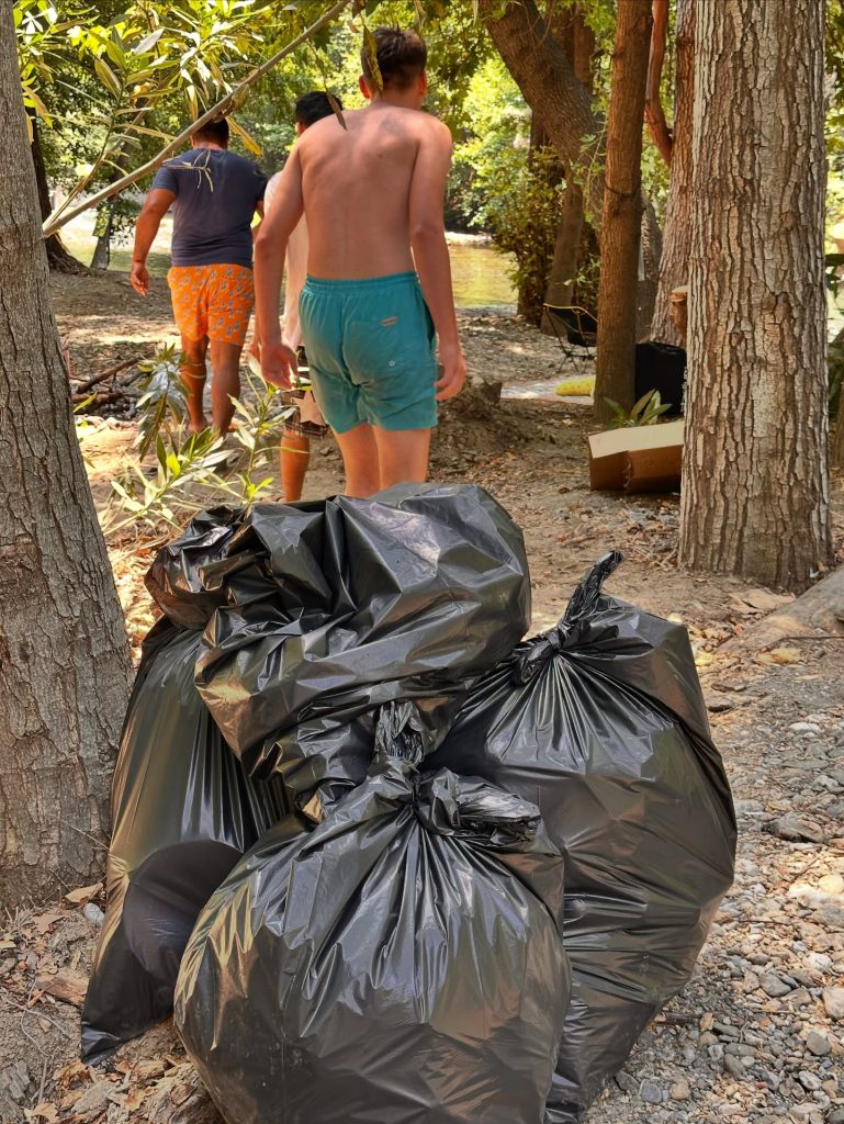 Kindness in Action: Cleanup in Green Valley Inspires Community