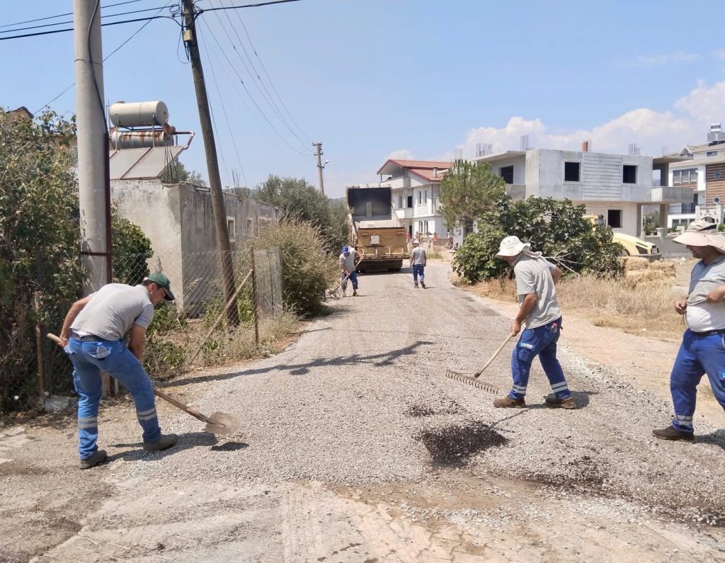 Fethiye Belediyesi Carries Out Asphalt Work in Karaçulha and Çamköy