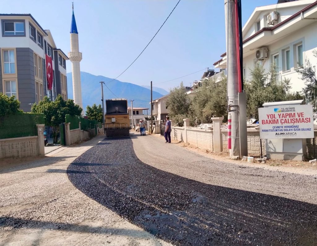 Fethiye Belediyesi Carries Out Asphalt Work in Karaçulha and Çamköy