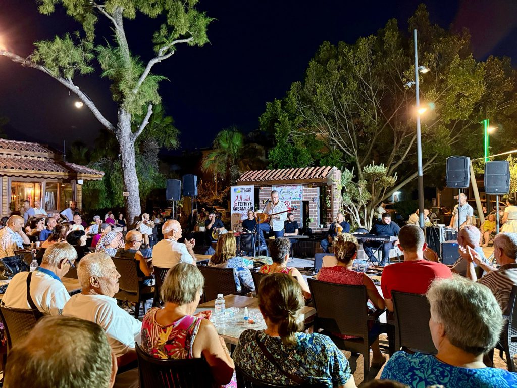 Fethiye Musical Nights Delight Crowds at Bahriye Üçok Park