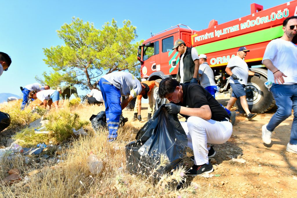 “Clean Fethiye” Campaign Continues with Community Support