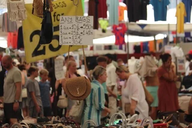 Tourism Down 60% at Fethiye’s Tuesday Market, Say Vendors