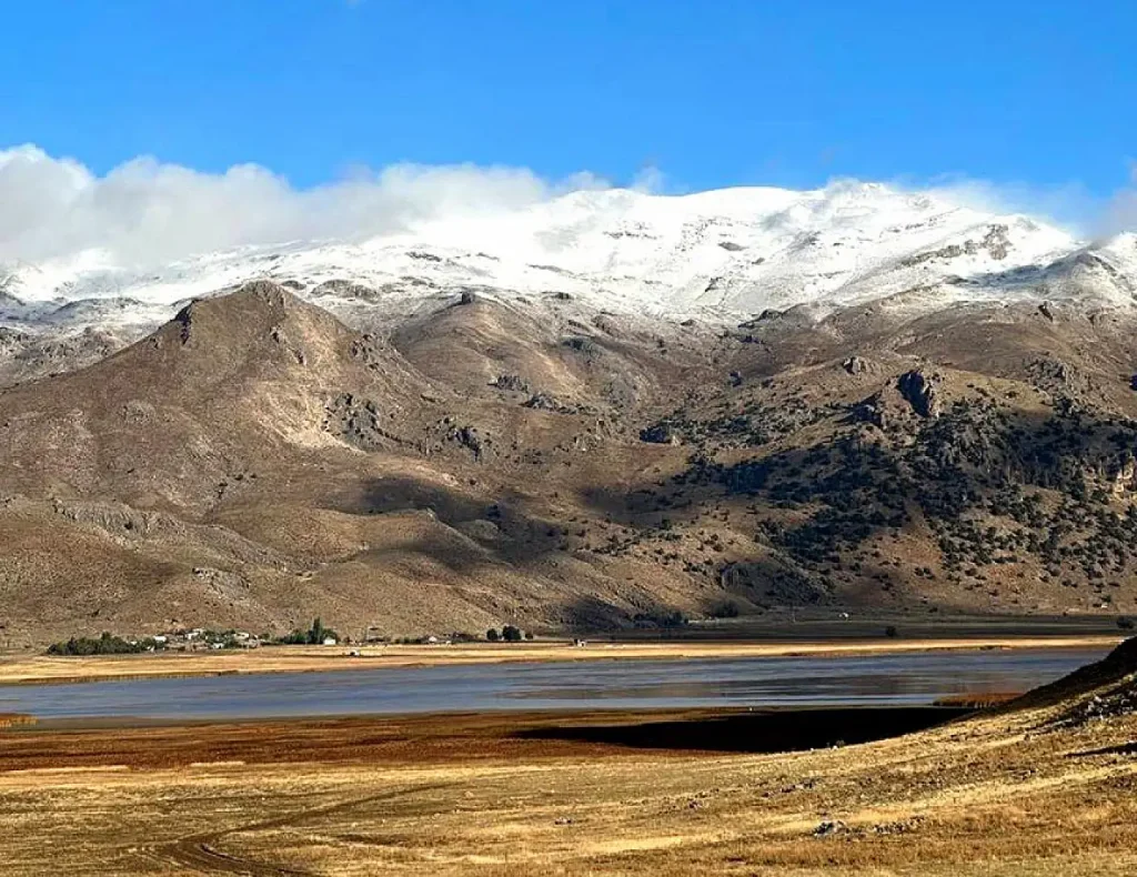 First Snow of the Season Falls on the High Ground of Antalya and Muğla