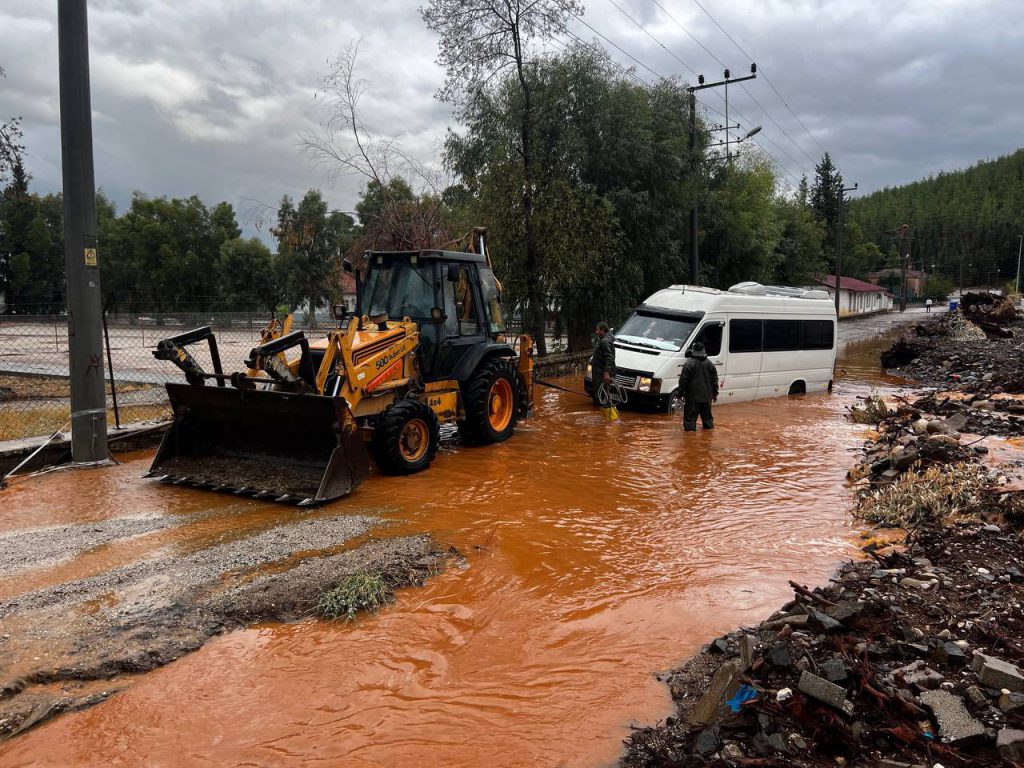 Seydikemer Mayor Akdenizli Inspects Infrastructure After Heavy Rainfall
