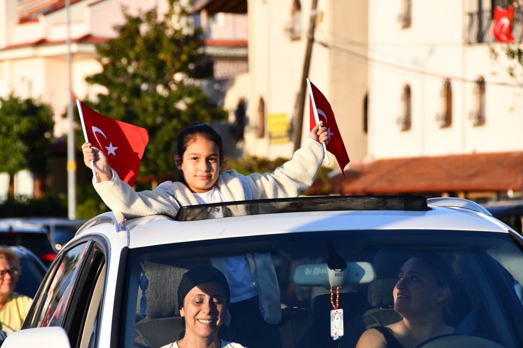 Fethiye Marks 102nd Anniversary of the Republic with Joyous Celebrations