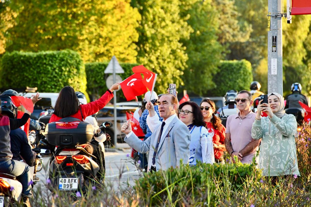 Fethiye Marks 102nd Anniversary of the Republic with Joyous Celebrations