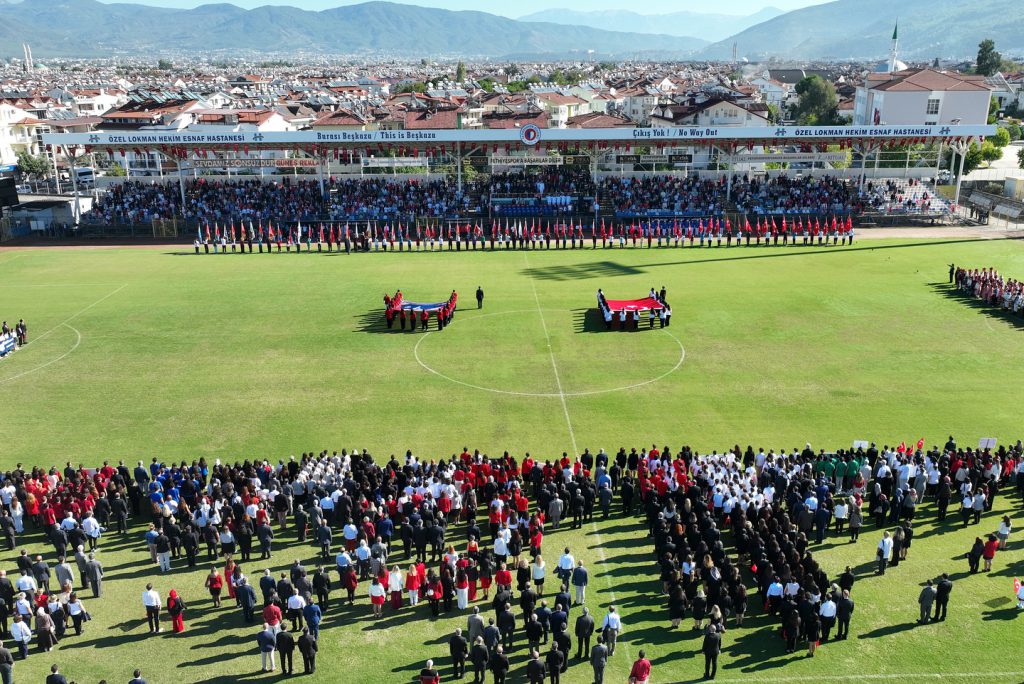Fethiye Marks 102nd Anniversary of the Republic with Joyous Celebrations