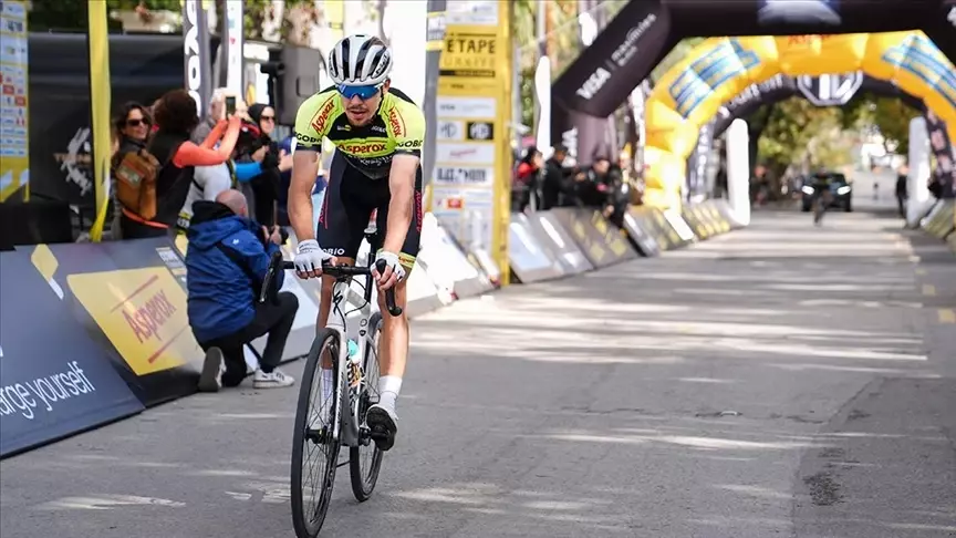 L’Étape Turkey by Tour de France United Amateur Cyclists in Istanbul