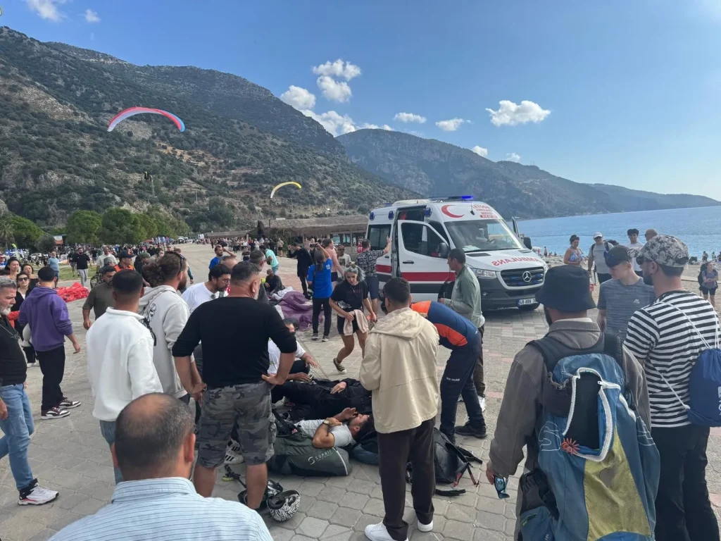 Paragliders Collide in Fethiye, Injuring Three