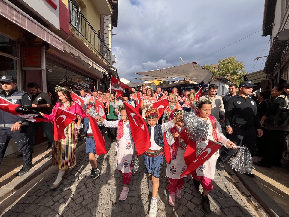 11th International Milas Olive Harvest Festival Begins