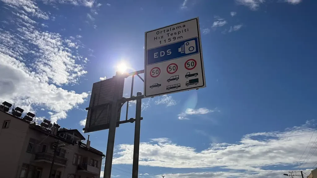 Thousands of Speed Signs Removed and Limits Adjusted Across Turkey