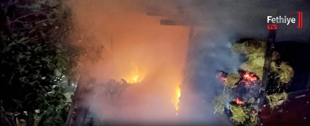 Barn Fire in Seydikemer: 700 Hay Bales Destroyed