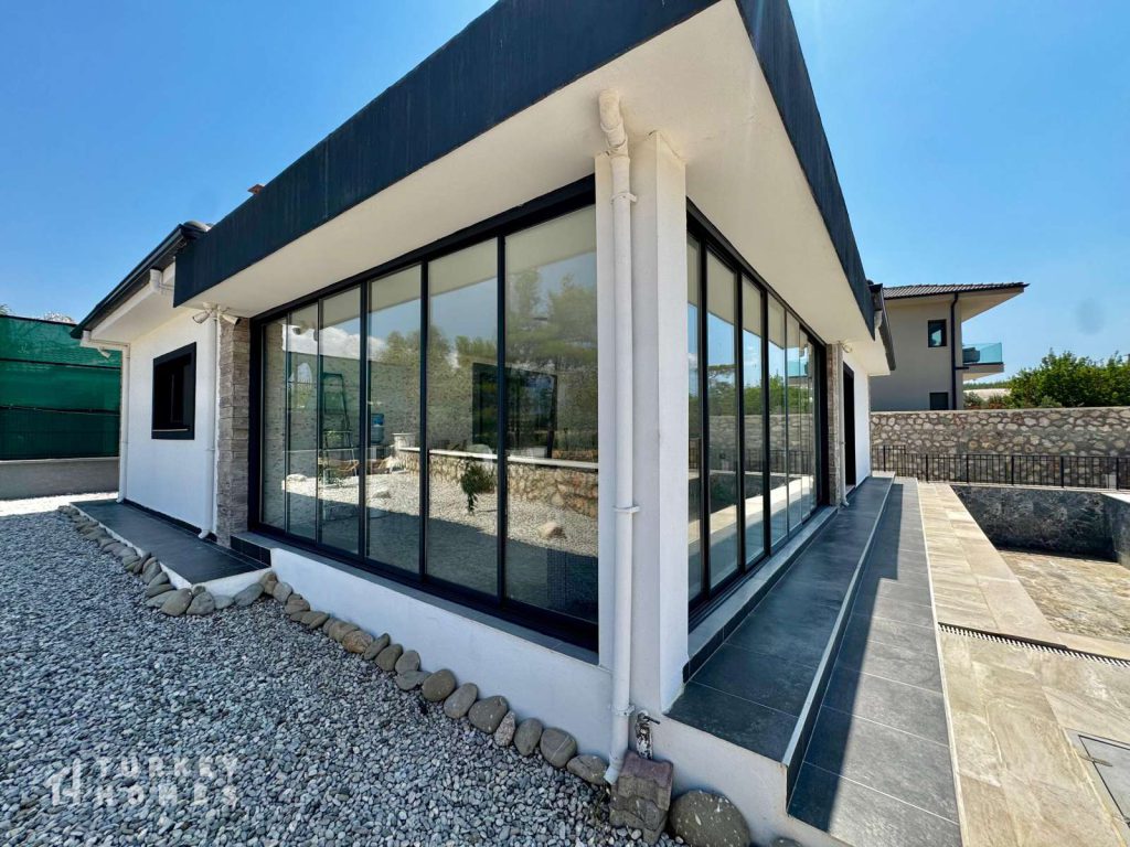 Turkey Homes: Modern Key-Ready Bungalow in Seydikemer With Private Pool £199,000