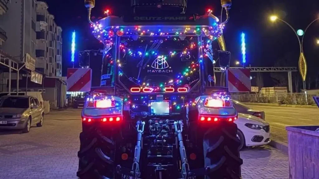 LED-Lighted Tractor Draws New Year Attention in Muğla