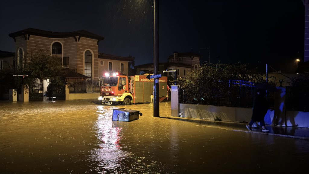 Antalya Records a Year’s Worth of Rainfall in Just 40 Days as Flooding and Damage Spread Across the Region