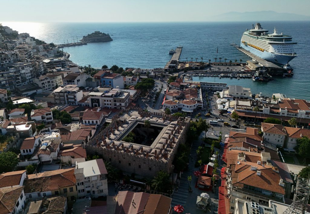 Öküz Mehmet Pasha Caravanserai