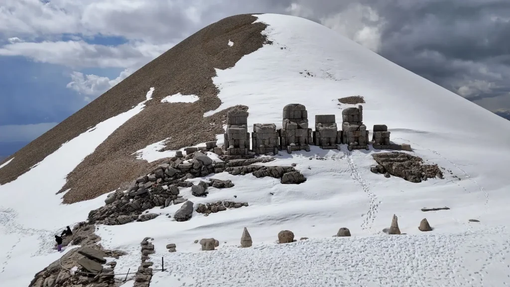Mount Nemrut Reopens to Visitors After Winter Closure