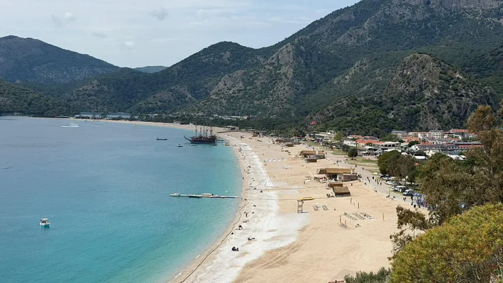 Visitor Numbers Rise in Ölüdeniz as Summer Season Approaches