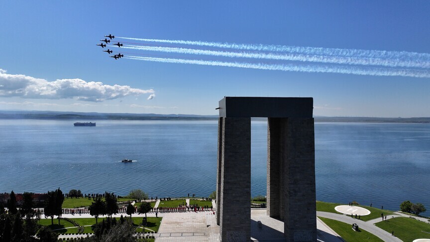 Commonwealth Nations Commemorate Gallipoli Fallen at Cape Helles