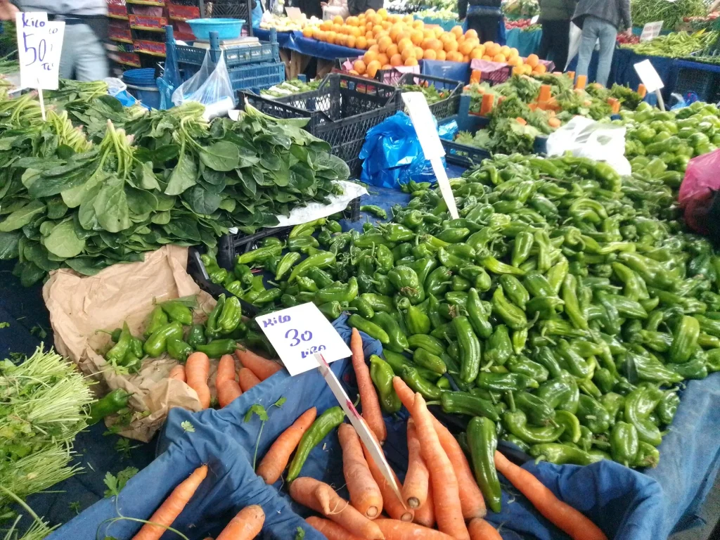 Fethiye and Istanbul Market Prices Nearly Equal Despite Local Production