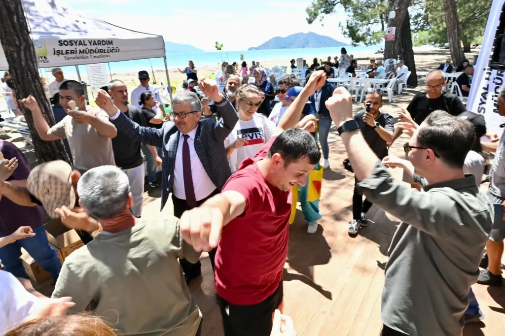 Meaningful Season Opening at Akmaz Public Beach