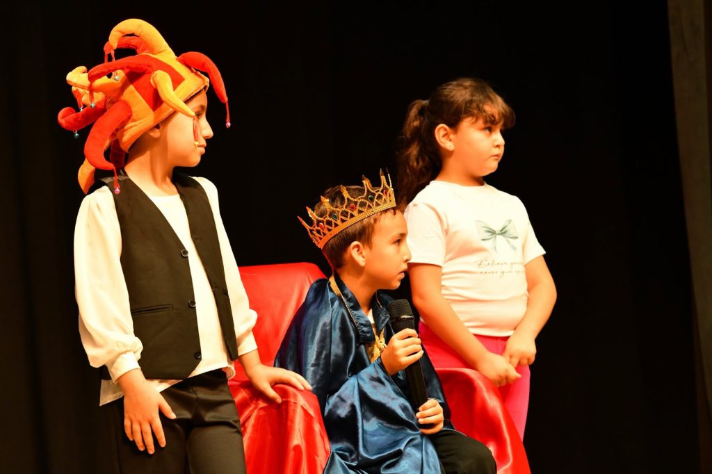 Environmental-Themed Play Draws Audience