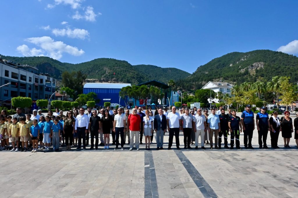 Wreath-Laying Ceremony and Environmental Awards