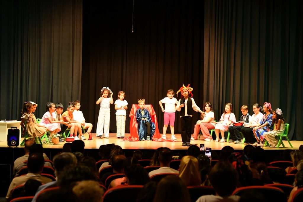 Environmental-Themed Play Draws Audience