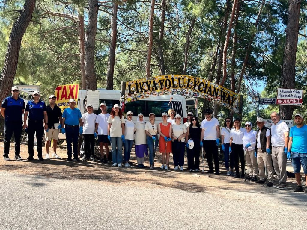184 Kilograms of Waste Collected Along the Lycian Way During Environment Week Activities