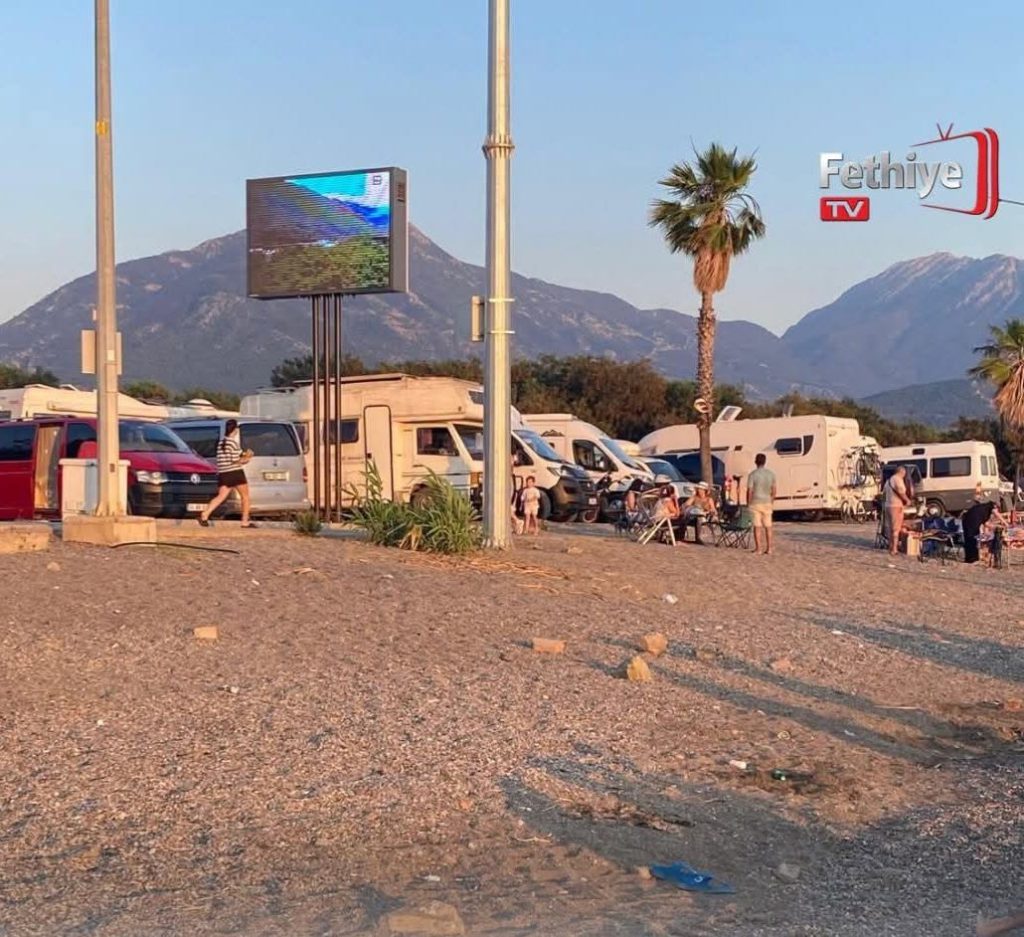 Çalış Şat Burnu Region Turns into a Caravan Camp, Residents Raise Concerns