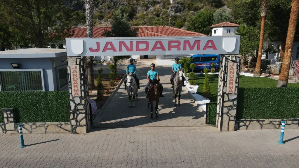 Mounted Gendarmerie Teams Return to Ölüdeniz for the Summer Season
