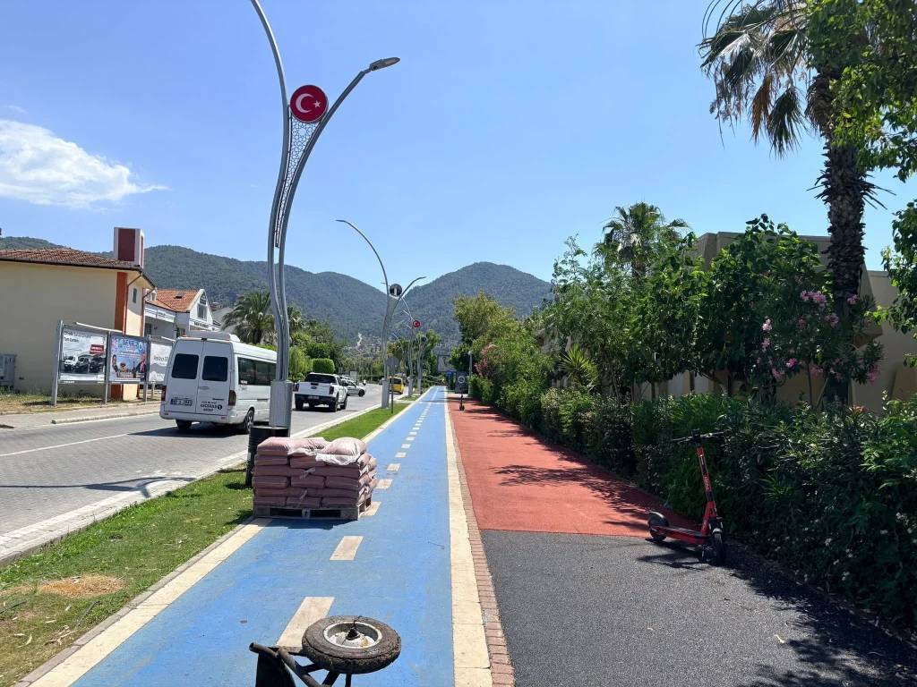 Renovation Work Continues on Tartan Tracks Along Fethiye Coastal Strip