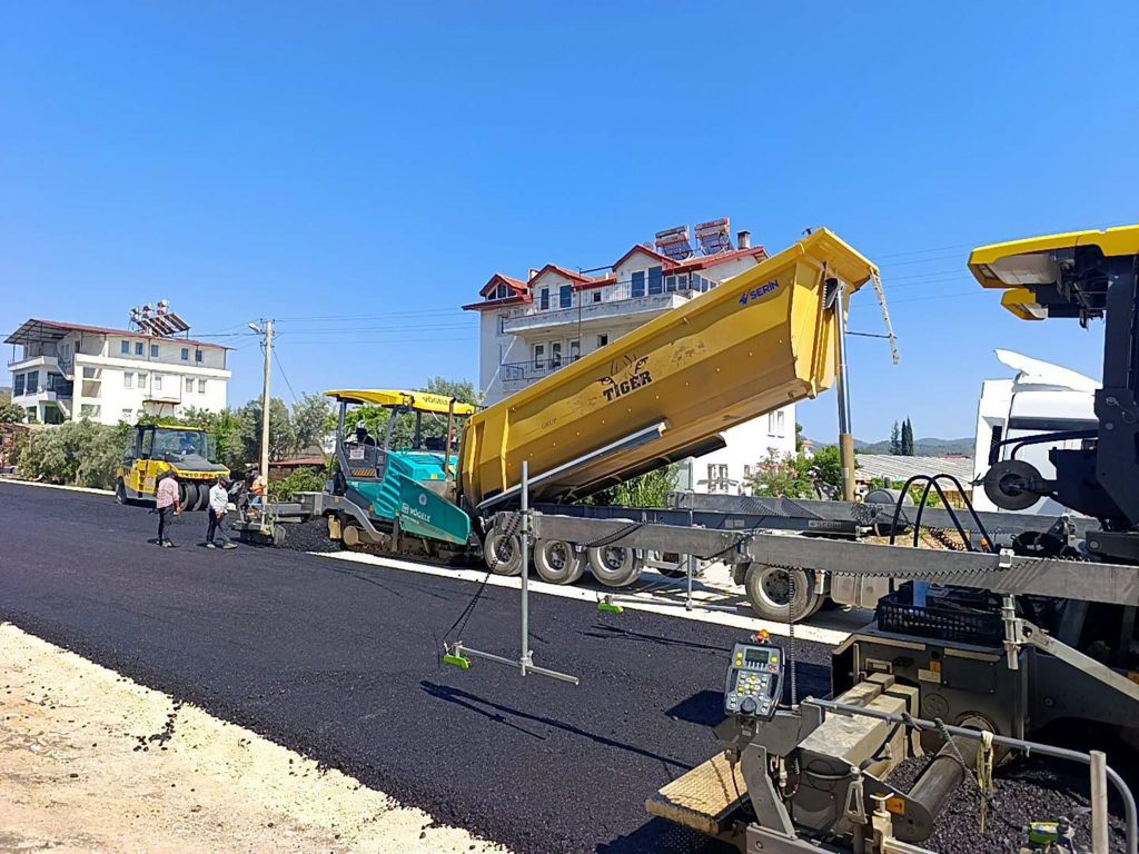 Road Renewal Work Continues at Fethiye Wholesale Market