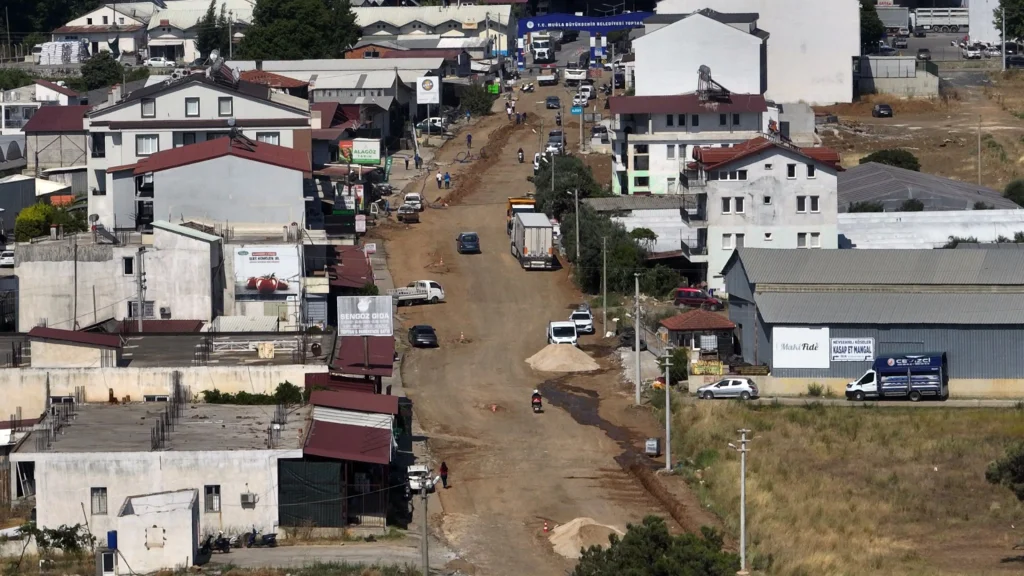 Road Renewal Work Continues at Fethiye Wholesale Market