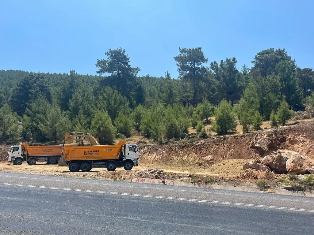 Road Widening Work Begins on Seydikemer Highlands Road
