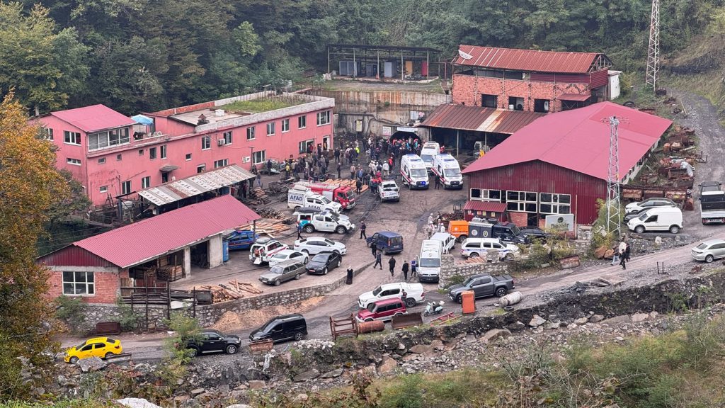Three Killed and Five Injured in Coal Mine Explosion in Northern Turkey