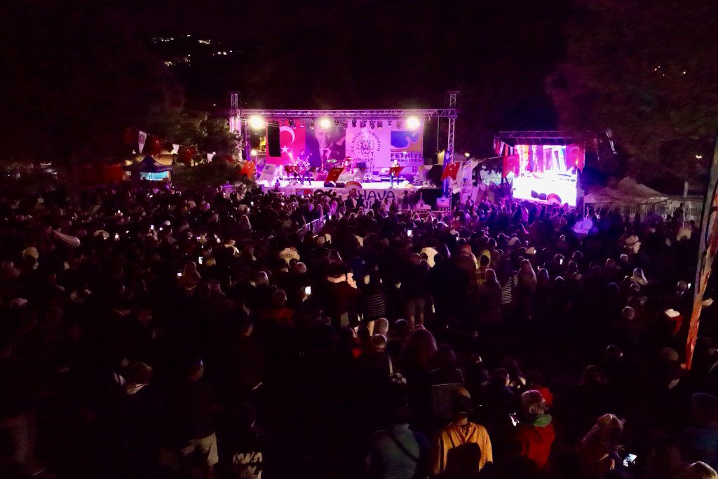 Wednesday, 21 October: Festival Opening