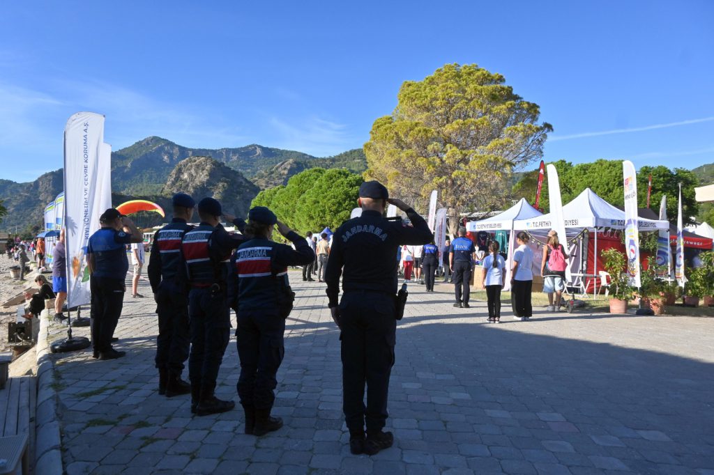 Wednesday, 21 October: Festival Opening
